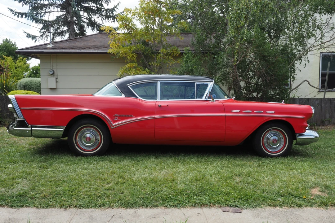 1957 Buick Roadmaster - Image 19 of 31