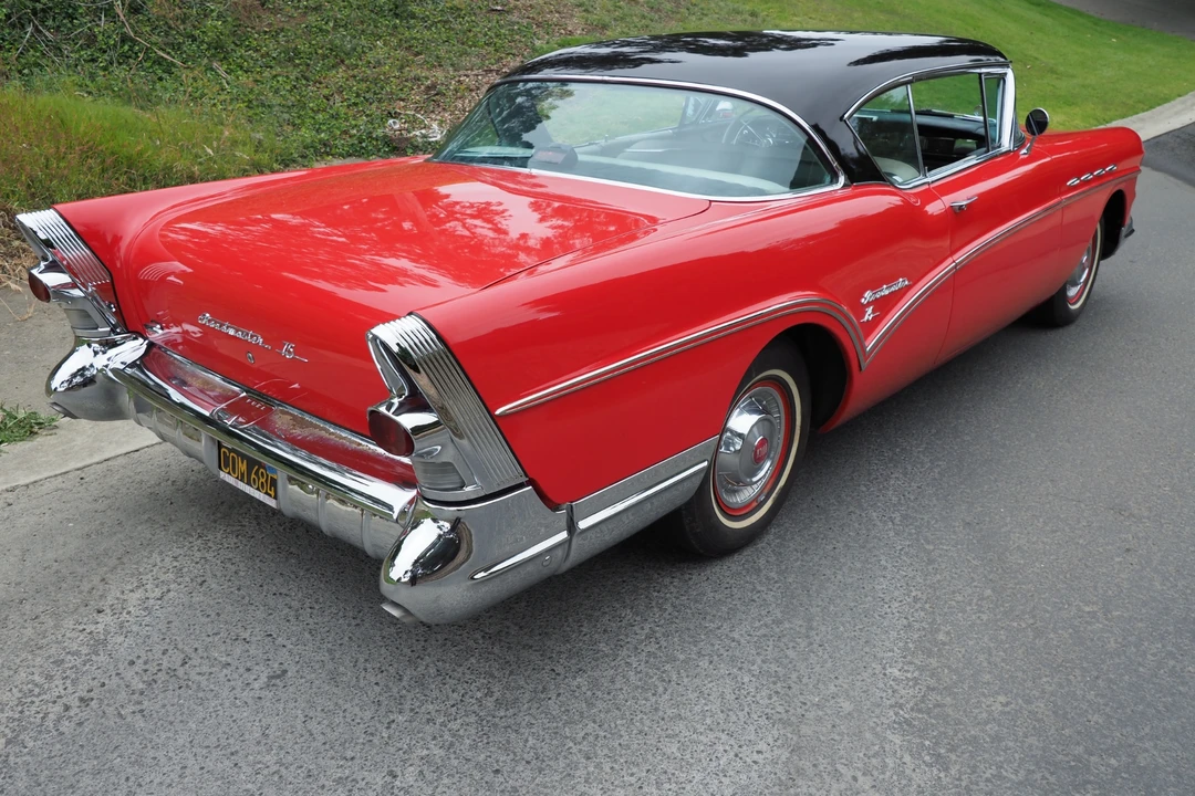 1957 Buick Roadmaster - Image 21 of 31