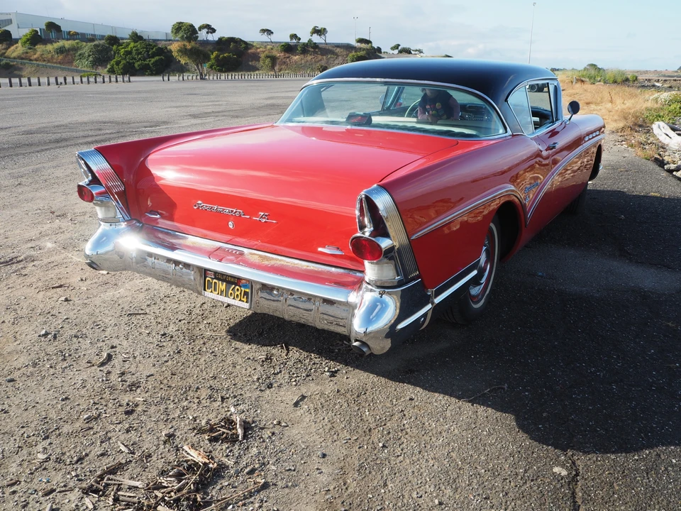 1957 Buick Roadmaster - Image 24 of 31