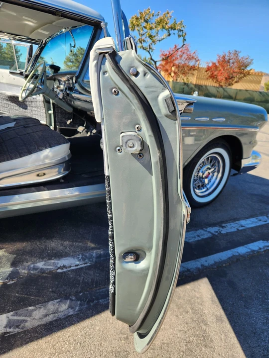 1957 Buick Roadmaster - Image 29 of 31