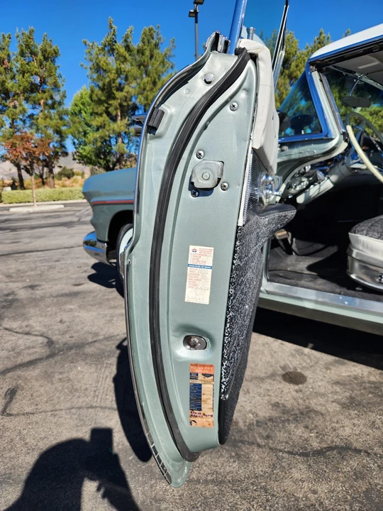 1957 Buick Roadmaster - Image 26 of 31