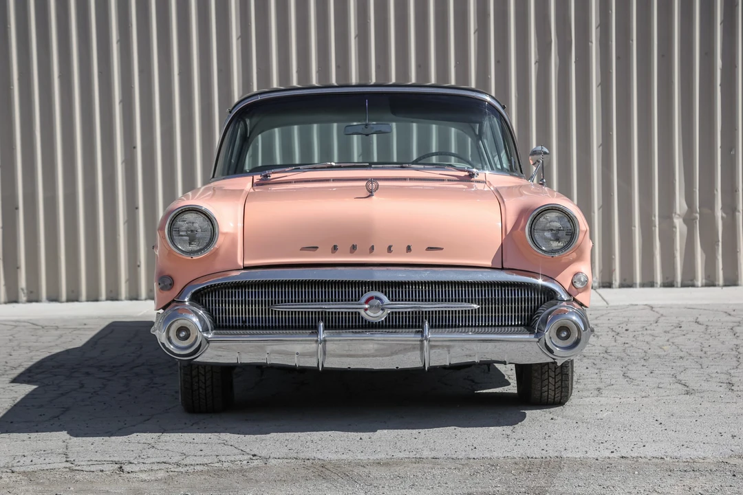 1957 Buick Roadmaster - Image 15 of 31