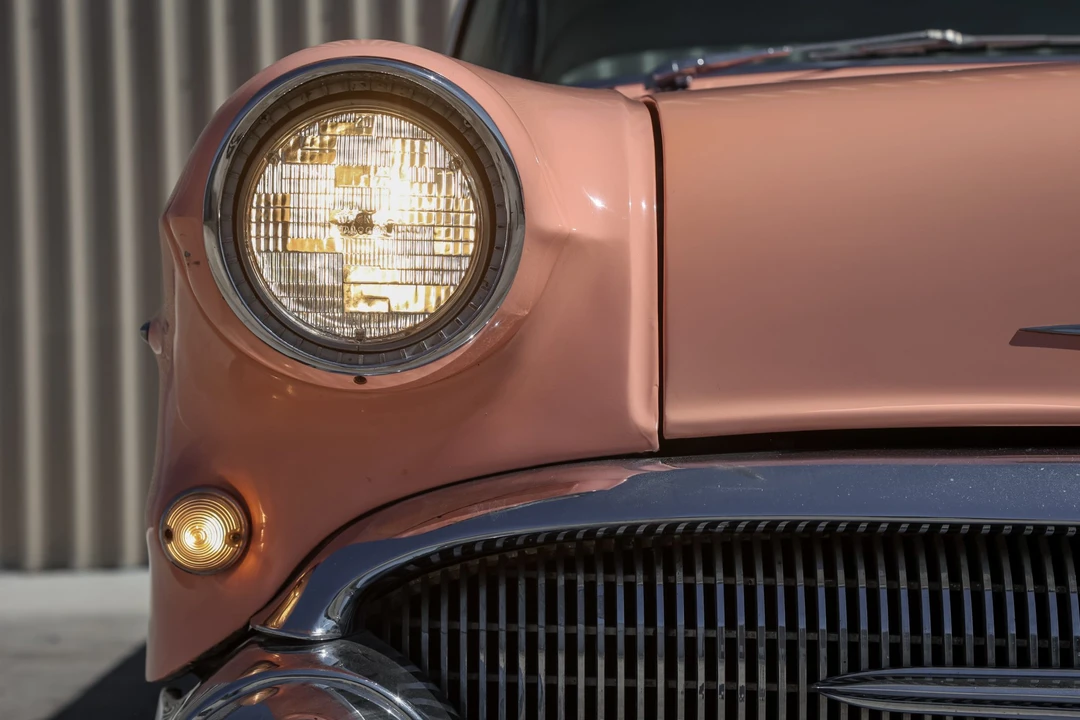 1957 Buick Roadmaster - Image 22 of 31