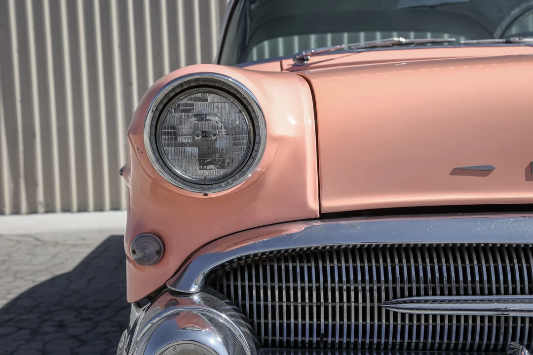 1957 Buick Roadmaster - Image 21 of 31