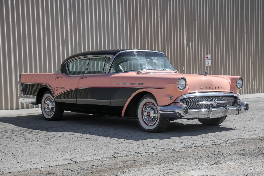 1957 Buick Roadmaster - Image 13 of 31