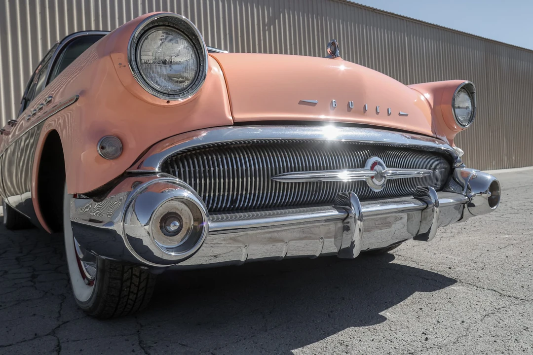 1957 Buick Roadmaster - Image 19 of 31