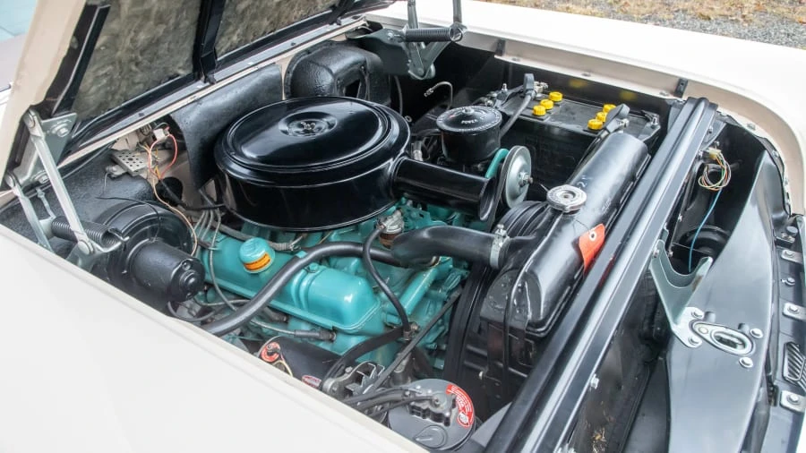 1957 Buick Roadmaster - Image 7 of 31