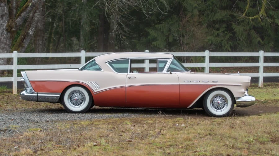 1957 Buick Roadmaster - Image 8 of 31