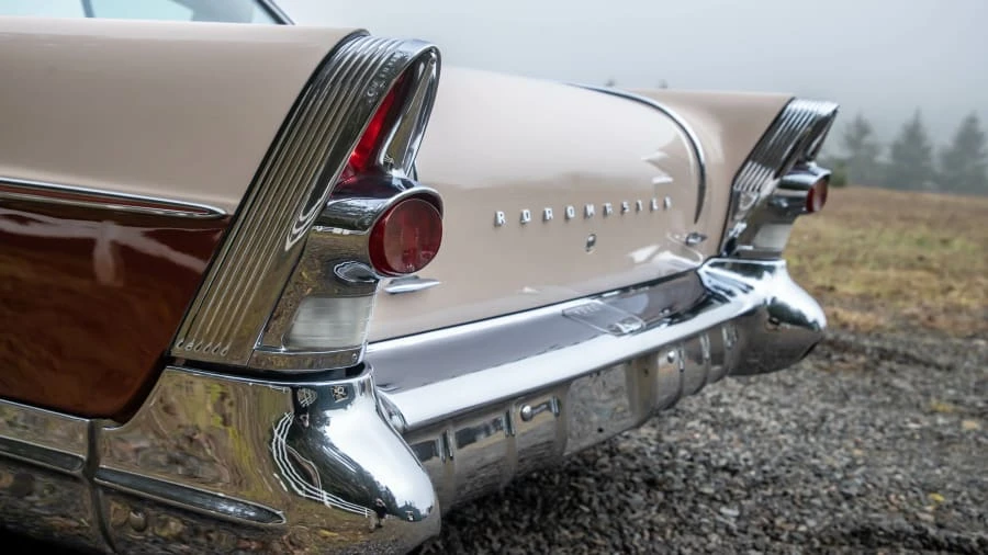 1957 Buick Roadmaster - Image 20 of 31