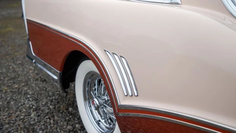 1957 Buick Roadmaster - Image 22 of 31