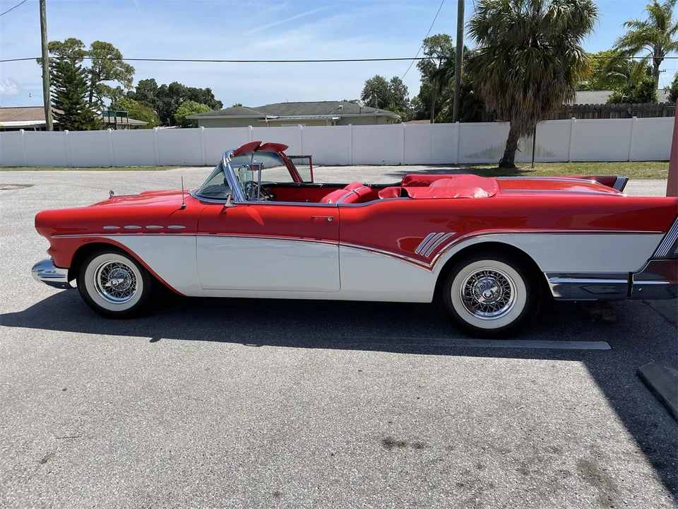 1957 Buick Roadmaster - Image 2 of 31