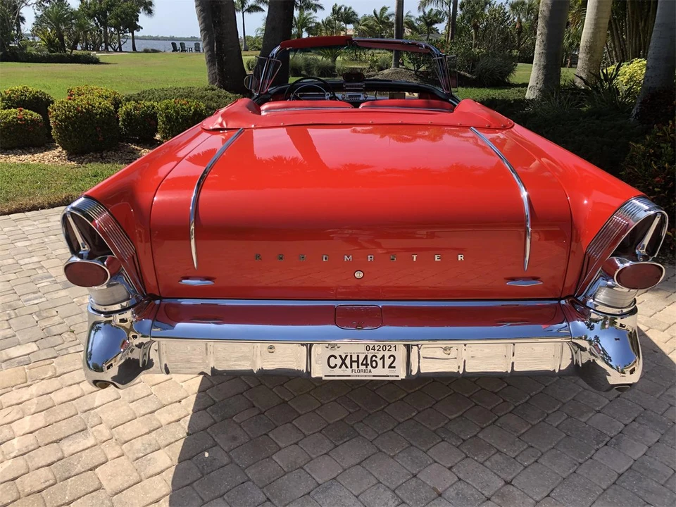 1957 Buick Roadmaster - Image 8 of 31