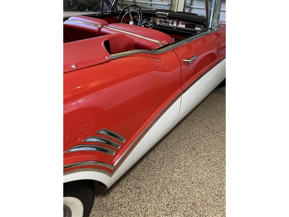 1957 Buick Roadmaster - Image 24 of 31