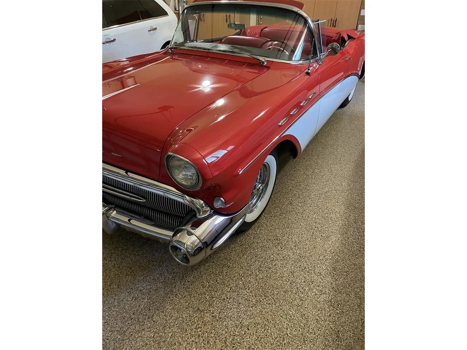 1957 Buick Roadmaster - Image 26 of 31