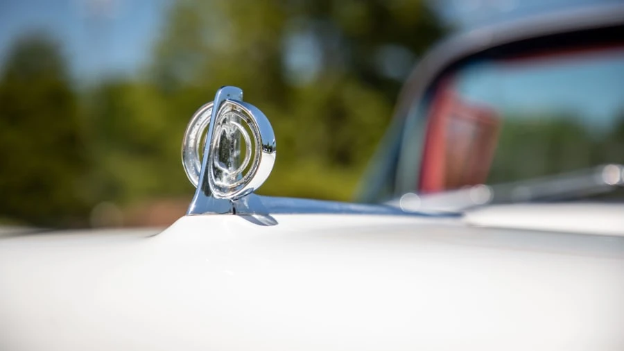 1957 Buick Roadmaster - Image 16 of 20