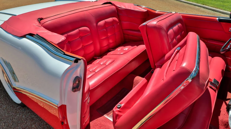 1957 Buick Roadmaster - Image 19 of 20