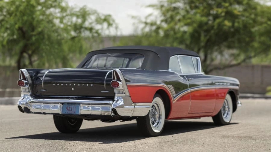 1957 Buick Roadmaster - Image 3 of 11