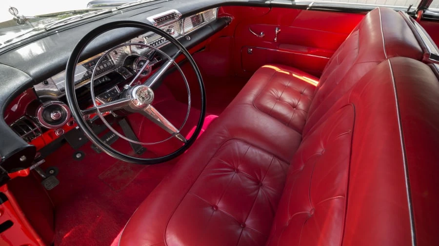 1957 Buick Roadmaster - Image 4 of 11