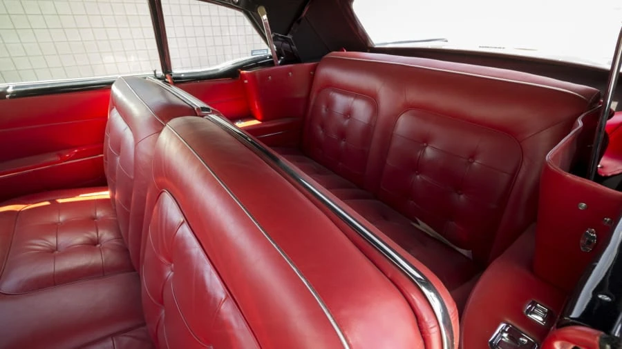 1957 Buick Roadmaster - Image 9 of 11