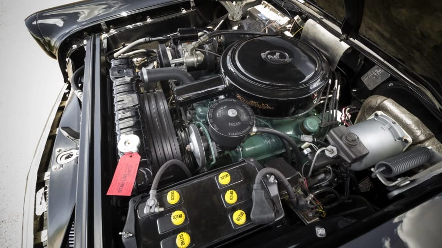 1957 Buick Roadmaster - Image 7 of 12