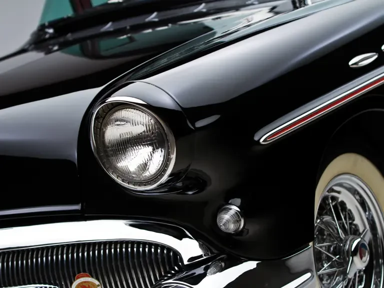 1957 Buick Roadmaster - Image 8 of 20