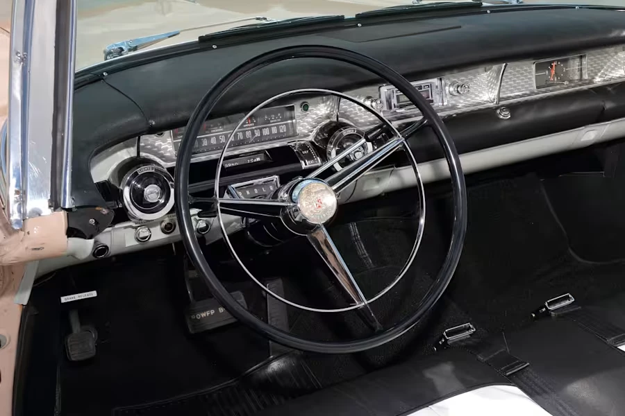 1957 Buick Roadmaster - Image 19 of 29