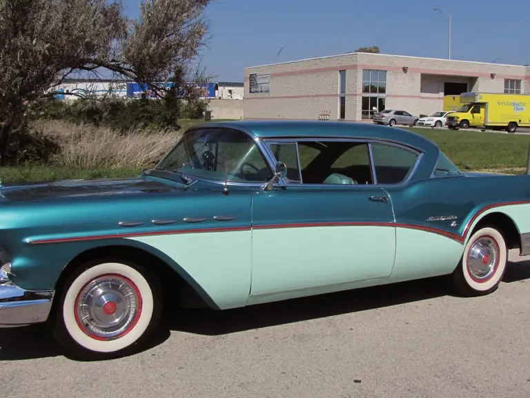 1957 Buick Roadmaster - Image 2 of 2