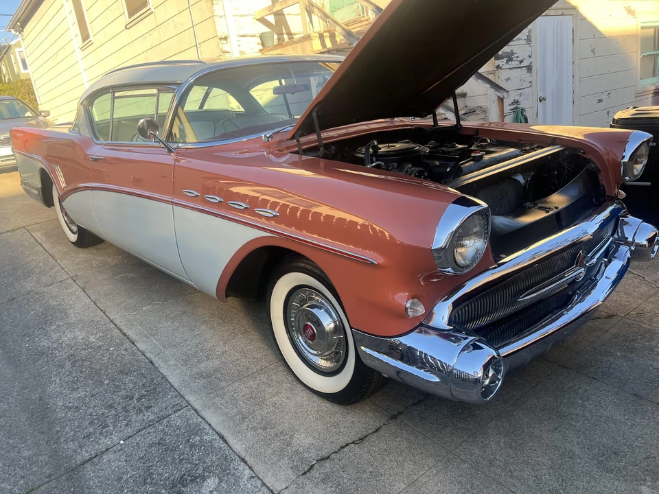 1957 Buick Roadmaster - Image 5 of 31