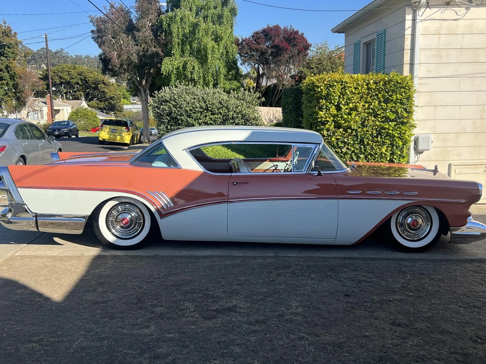 1957 Buick Roadmaster - Image 13 of 31
