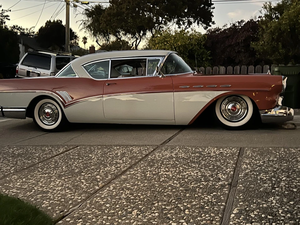 1957 Buick Roadmaster - Image 12 of 31