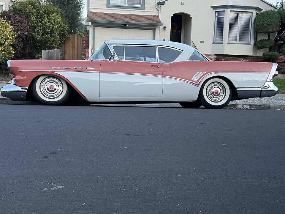 1957 Buick Roadmaster - Image 22 of 31