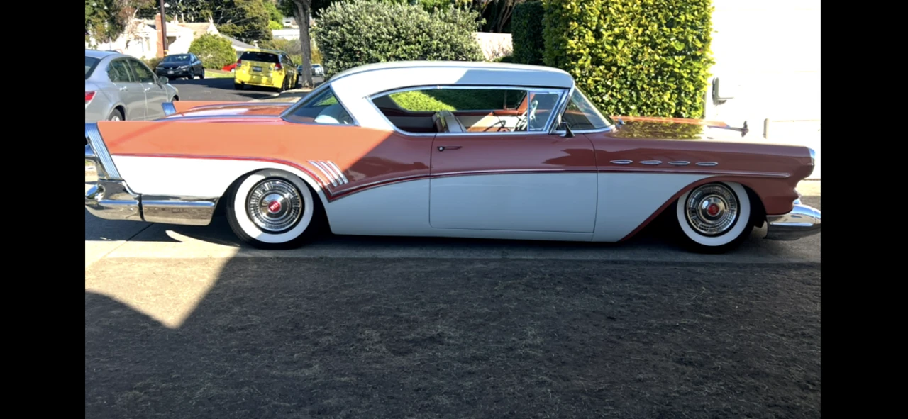 1957 Buick Roadmaster - Image 14 of 31
