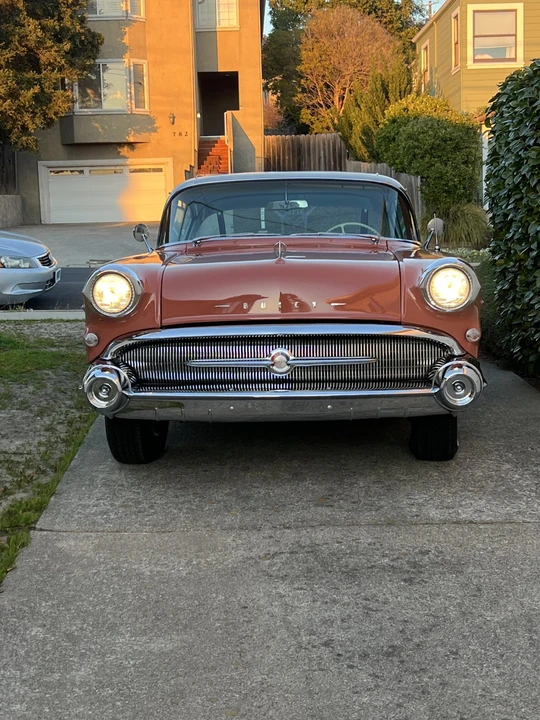 1957 Buick Roadmaster - Image 8 of 31