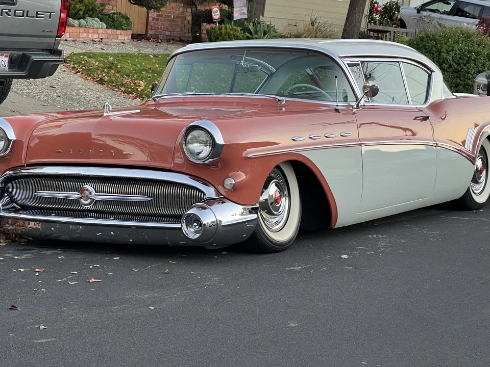 1957 Buick Roadmaster - Image 3 of 31
