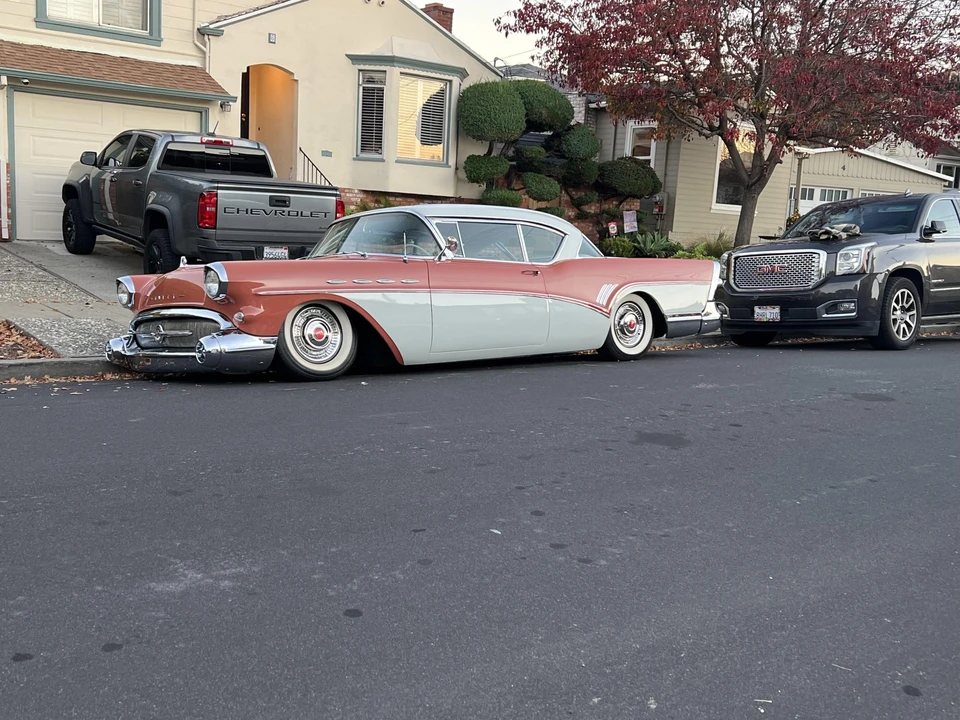 1957 Buick Roadmaster - Image 21 of 31