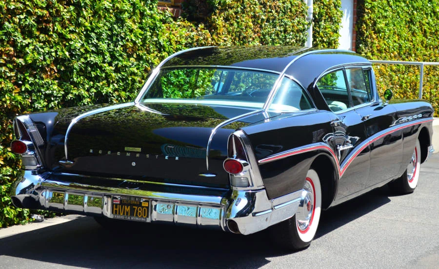 1957 Buick Roadmaster - Image 2 of 8