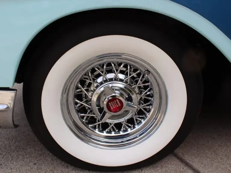 1957 Buick Super - Image 22 of 31
