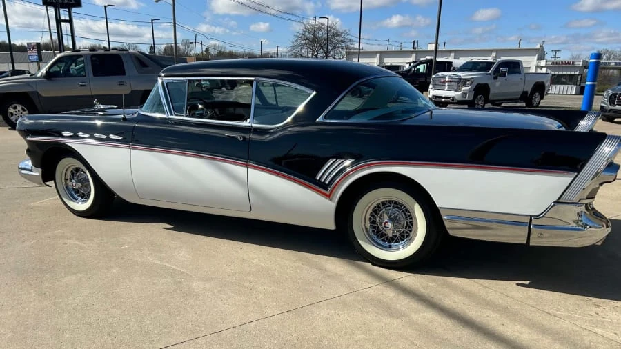 1957 Buick Super - Image 4 of 11