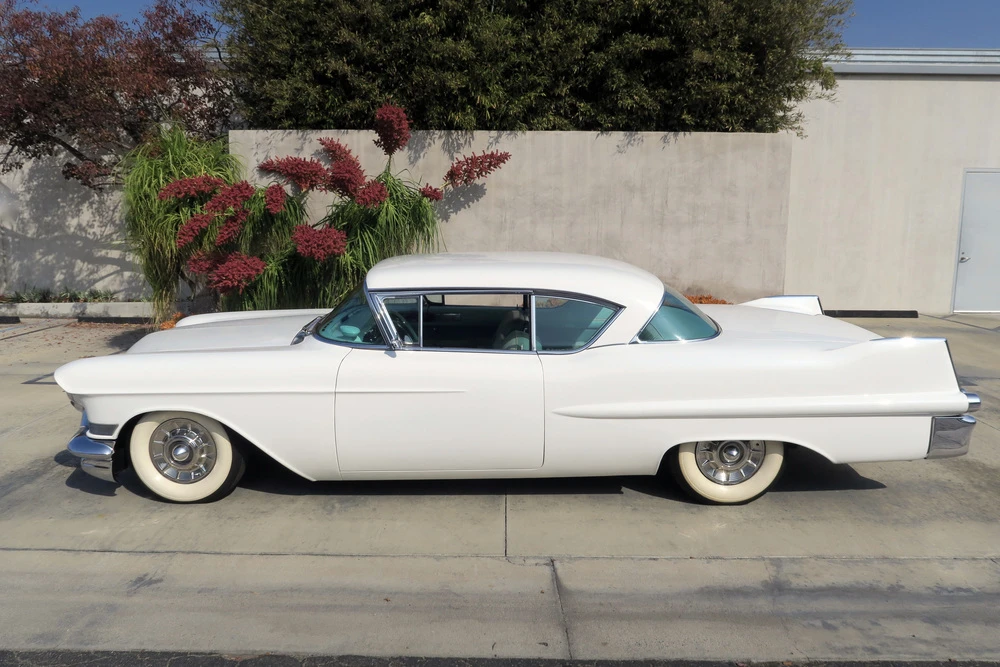 1957 Cadillac DeVille - Image 5 of 5