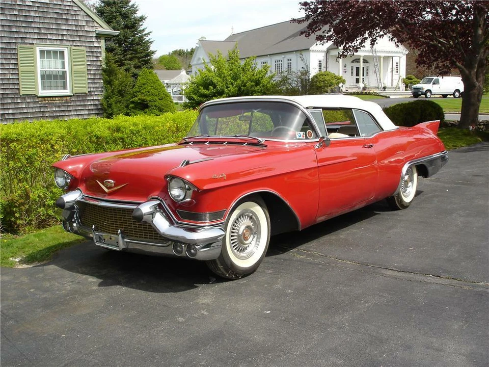 1957 Cadillac Eldorado 3rd Gen - Image 2 of 4