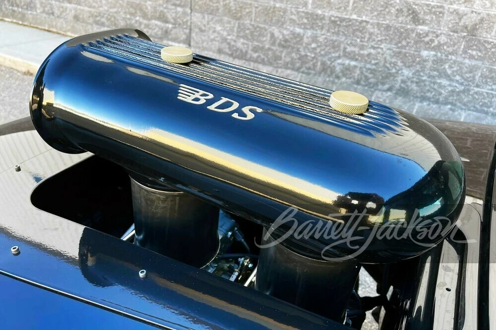 1957 Chevrolet Task Force - Image 10 of 11