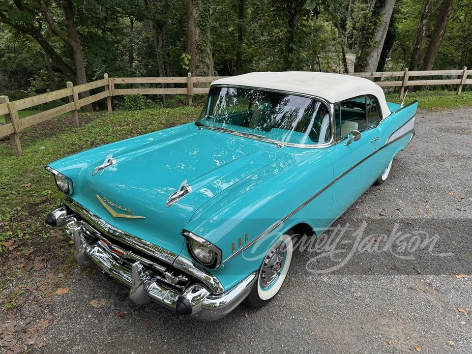 1957 Chevrolet Tri-Five Bel Air Convertible - Image 27 of 31