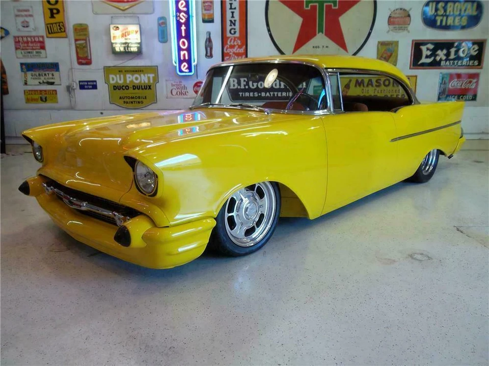 1957 Chevrolet Tri-Five Bel Air 2-Door Hardtop & Coupe - Image 2 of 5
