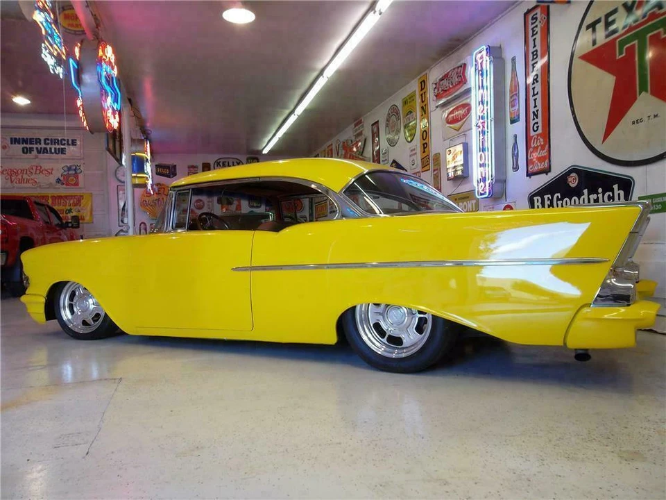 1957 Chevrolet Tri-Five Bel Air 2-Door Hardtop & Coupe - Image 5 of 5