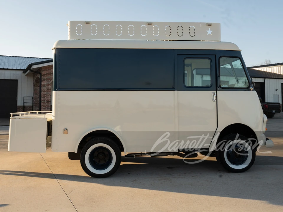 1957 Chevrolet Task Force - Image 8 of 24