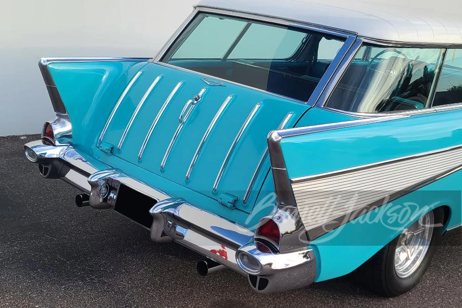 1957 Chevrolet Nomad - Image 4 of 12