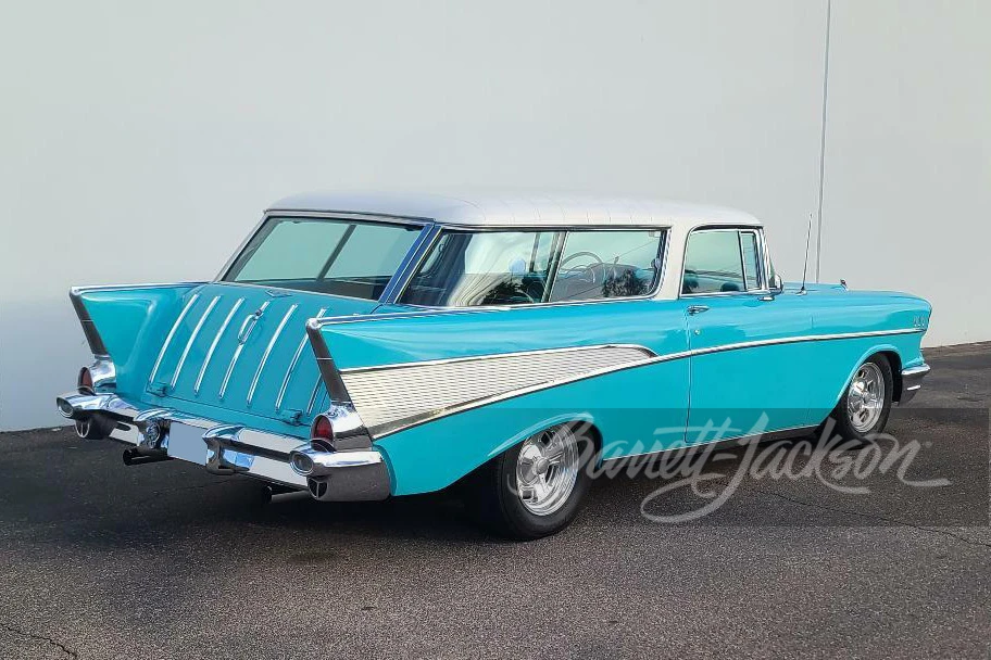 1957 Chevrolet Nomad - Image 11 of 12