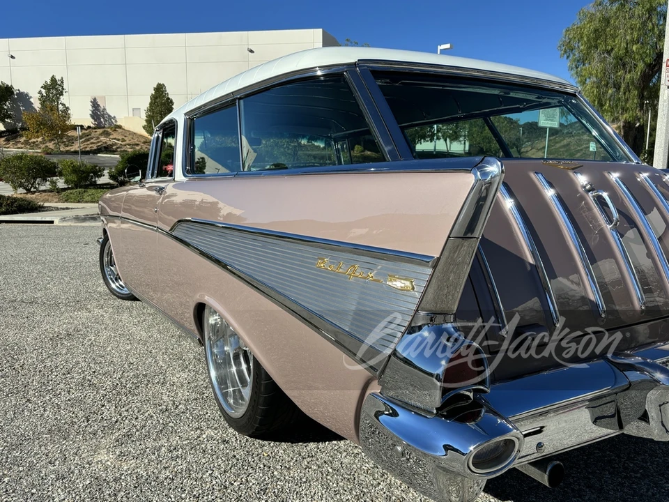1957 Chevrolet Nomad - Image 8 of 31