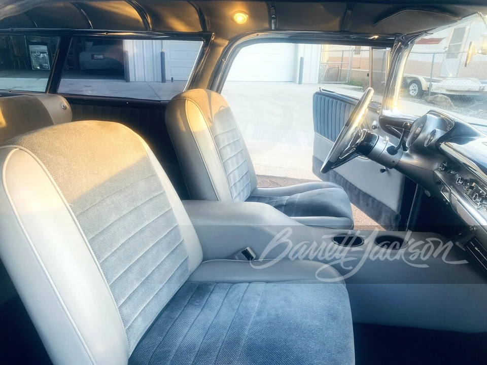 1957 Chevrolet Nomad - Image 9 of 10