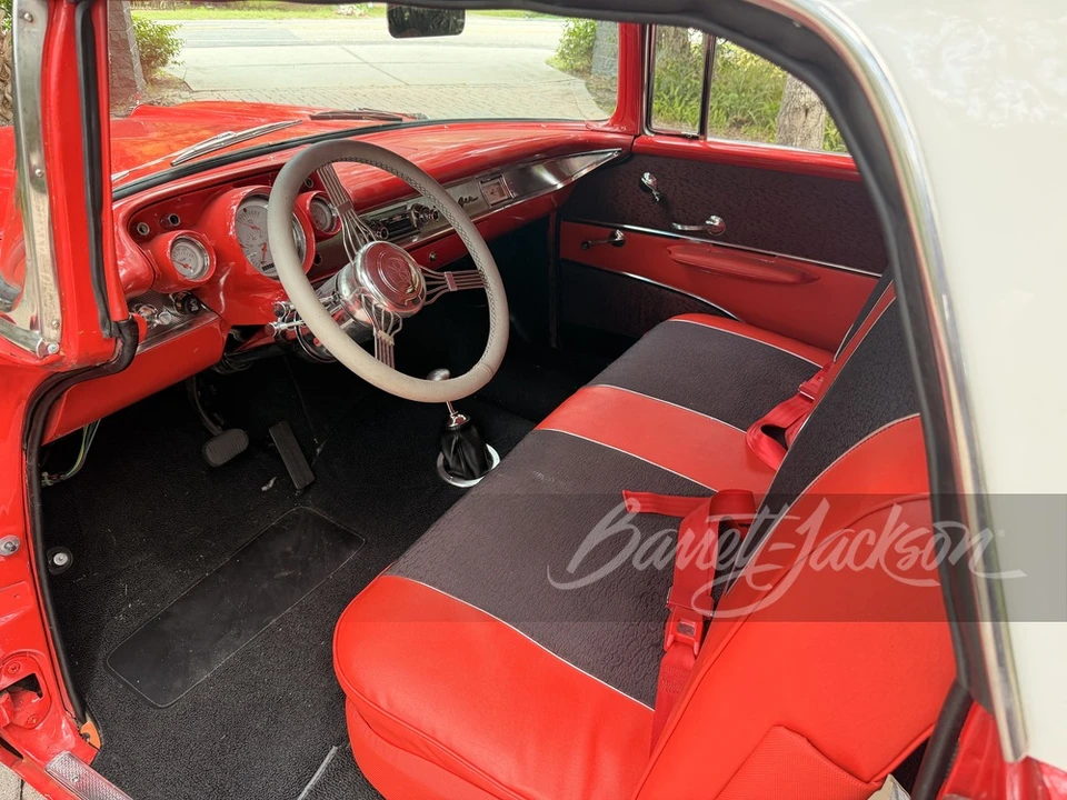 1957 Chevrolet Nomad - Image 4 of 20